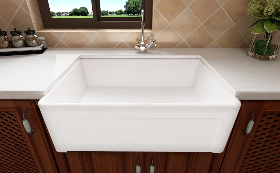 farmhouse sink